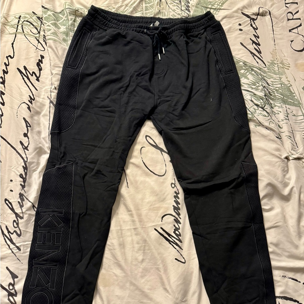 Kenzo Mixed Mesh Tapered Sweatpants
XL
Black